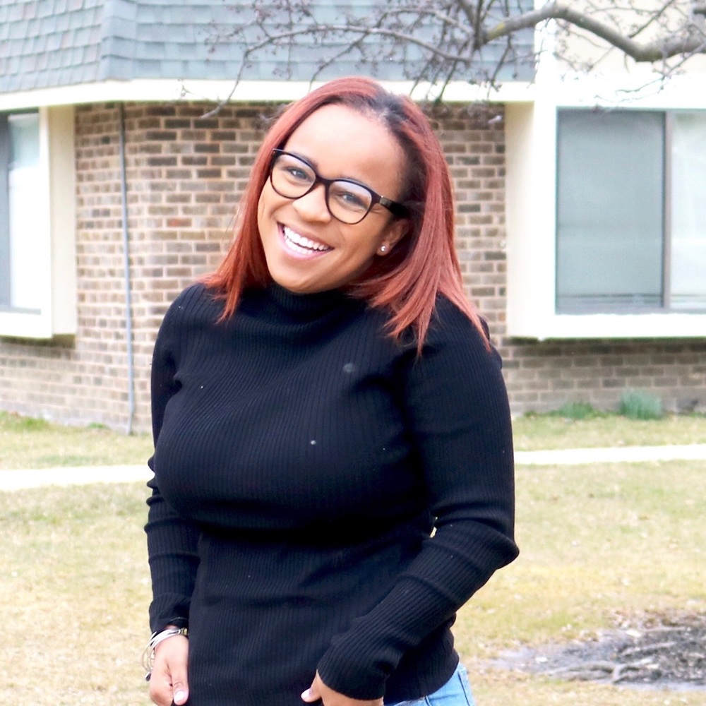 Meet your Posher, Aysia